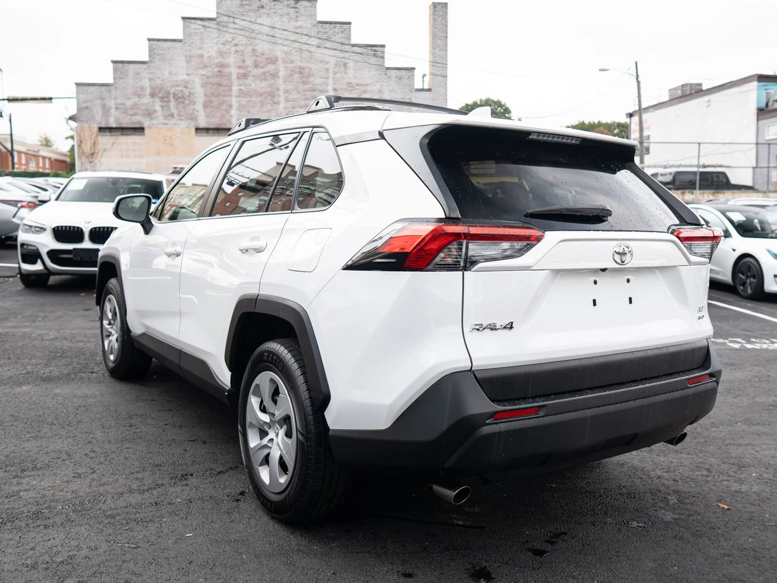Used 2019 Toyota RAV4 LE w/ All Weather Liner Package AWD/4WD image 5