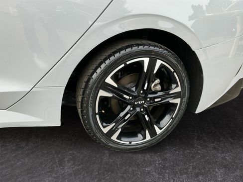 Used 2024 Kia K5 GT-Line w/ GT-Line Premium Package image 9