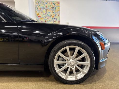 Used 2008 MAZDA MX-5 Miata Grand Touring w/ Premium Pkg RWD image 77