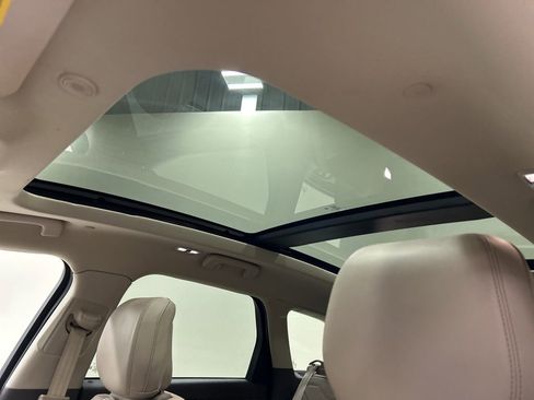 Used 2020 Lincoln Corsair Reserve w/ Appearance Package image 22