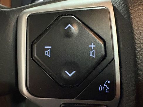 Used 2021 Toyota Tundra 1794 Edition image 14