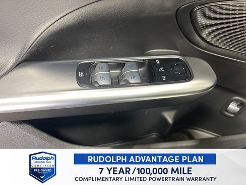 Used 2024 Mercedes-Benz C 300 Sedan image 28