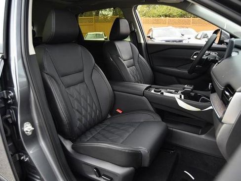 New 2026 Nissan Rogue Platinum w/ Platinum Premium Package image 25