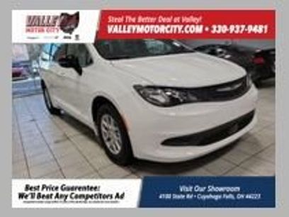 New 2026 Chrysler Voyager LX