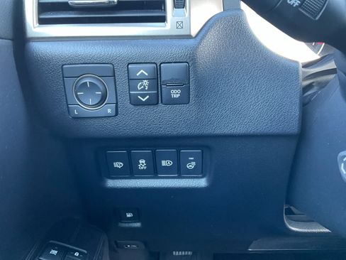 Used 2021 Lexus GX 460 Premium w/ Premium Package AWD/4WD image 19
