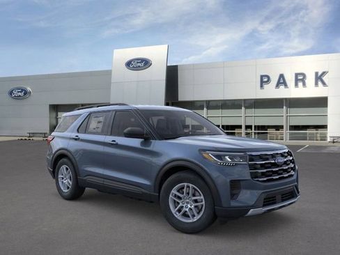 New 2026 Ford Explorer Active image 7