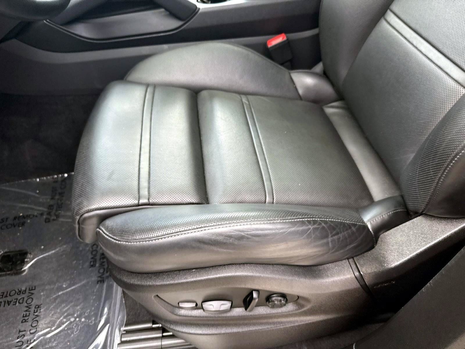Used 2023 Porsche Cayenne Coupe AWD/4WD image 21