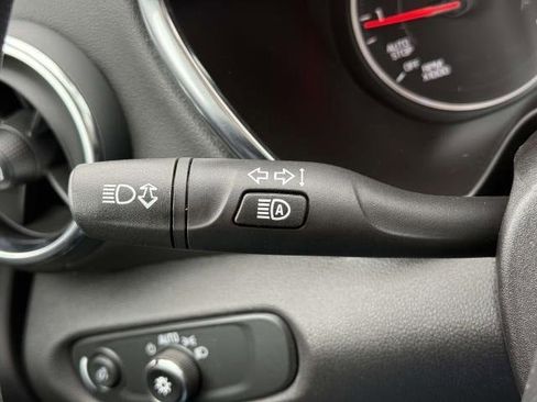 Used 2025 Chevrolet Blazer LT image 18