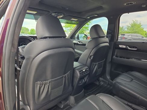 Used 2023 Hyundai Palisade Calligraphy FWD image 16