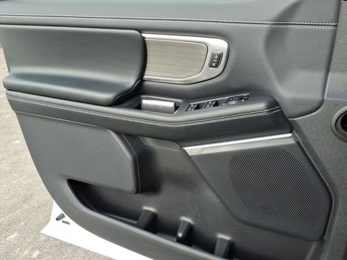 New 2025 Ford Expedition Platinum w/ Driver's Package image 11