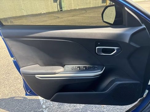 Certified 2025 Kia K4 GT-Line w/ GT-Line Sunroof Package FWD image 25
