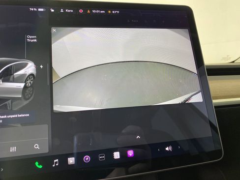 Used 2022 Tesla Model Y Long Range image 22