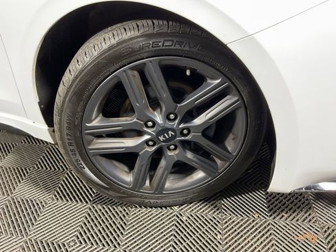 Used 2021 Kia Forte GT-Line w/ GT-Line Premium Package image 39