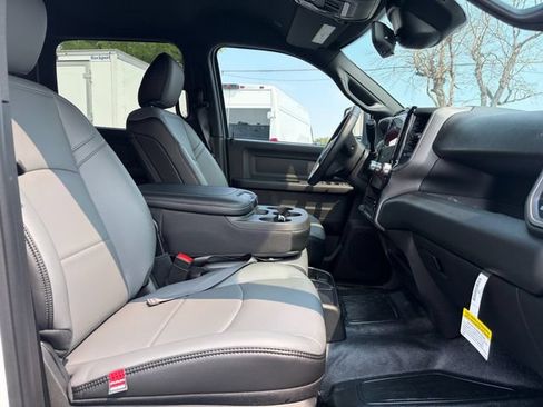 New 2026 RAM 3500 Tradesman AWD/4WD image 28