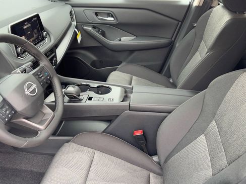 New 2026 Nissan Rogue SV w/ Cold Weather Package FWD image 19