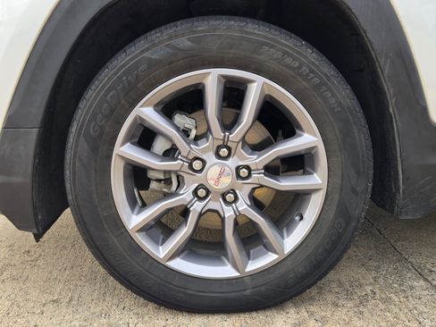 Used 2022 GMC Terrain SLT image 7