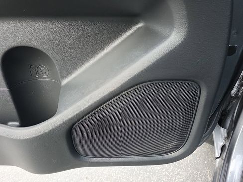 Used 2022 Nissan Frontier S w/ Technology Package image 23