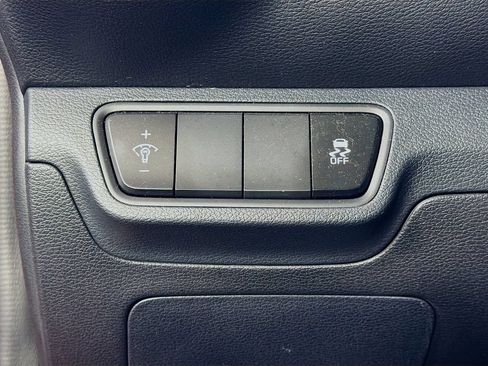 Used 2024 Kia Forte LXS FWD image 11