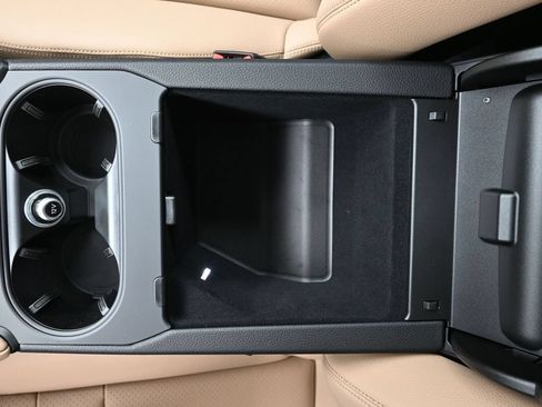 Certified 2026 Porsche Cayenne AWD/4WD image 24