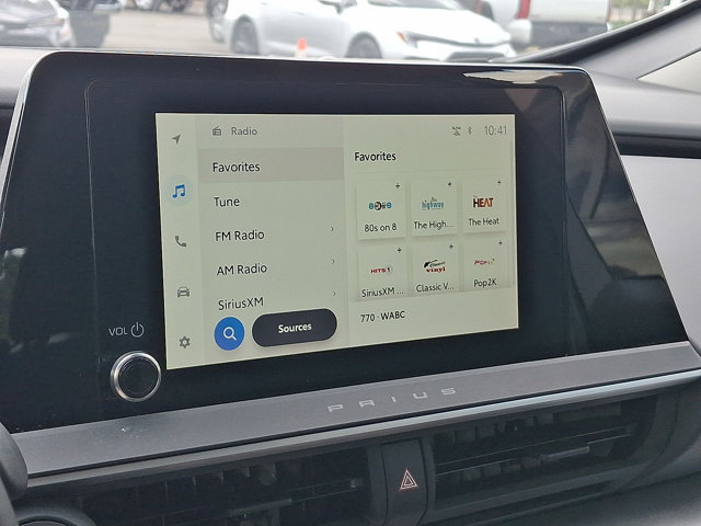 Used 2025 Toyota Prius LE FWD image 14