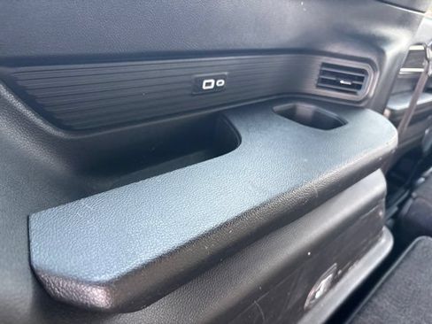 Used 2024 Jeep Wagoneer Series II w/ Flexible Seating Group RWD image 17