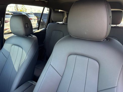 Used 2026 Mercedes-Benz GLB 250 image 27