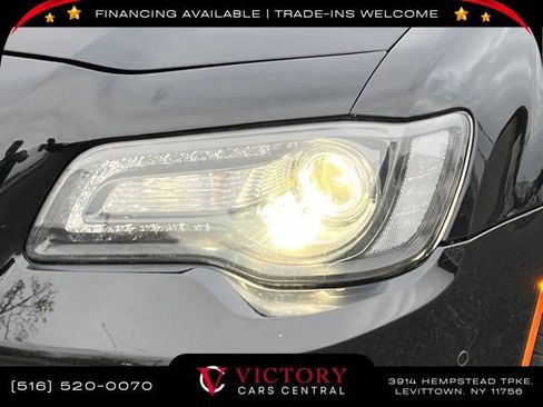 Used 2023 Chrysler 300 Touring L w/ Popular Equipment Group image 8