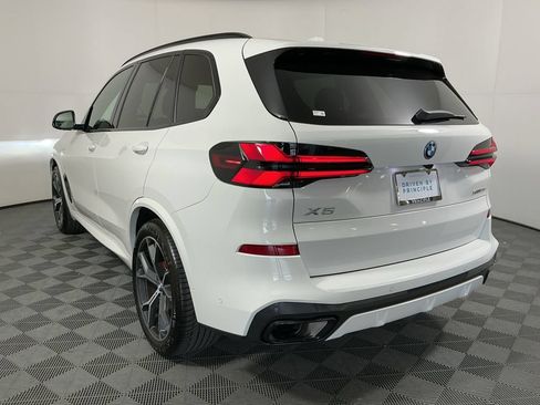 Certified 2026 BMW X5 xDrive50e w/ M Sport Package AWD/4WD image 5