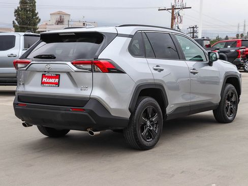 Certified 2025 Toyota RAV4 XLE AWD/4WD image 7