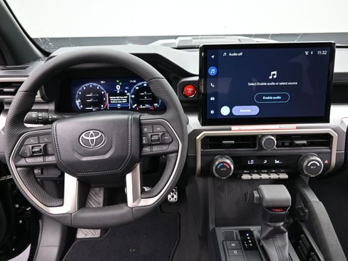 Certified 2025 Toyota Tacoma TRD Sport image 9