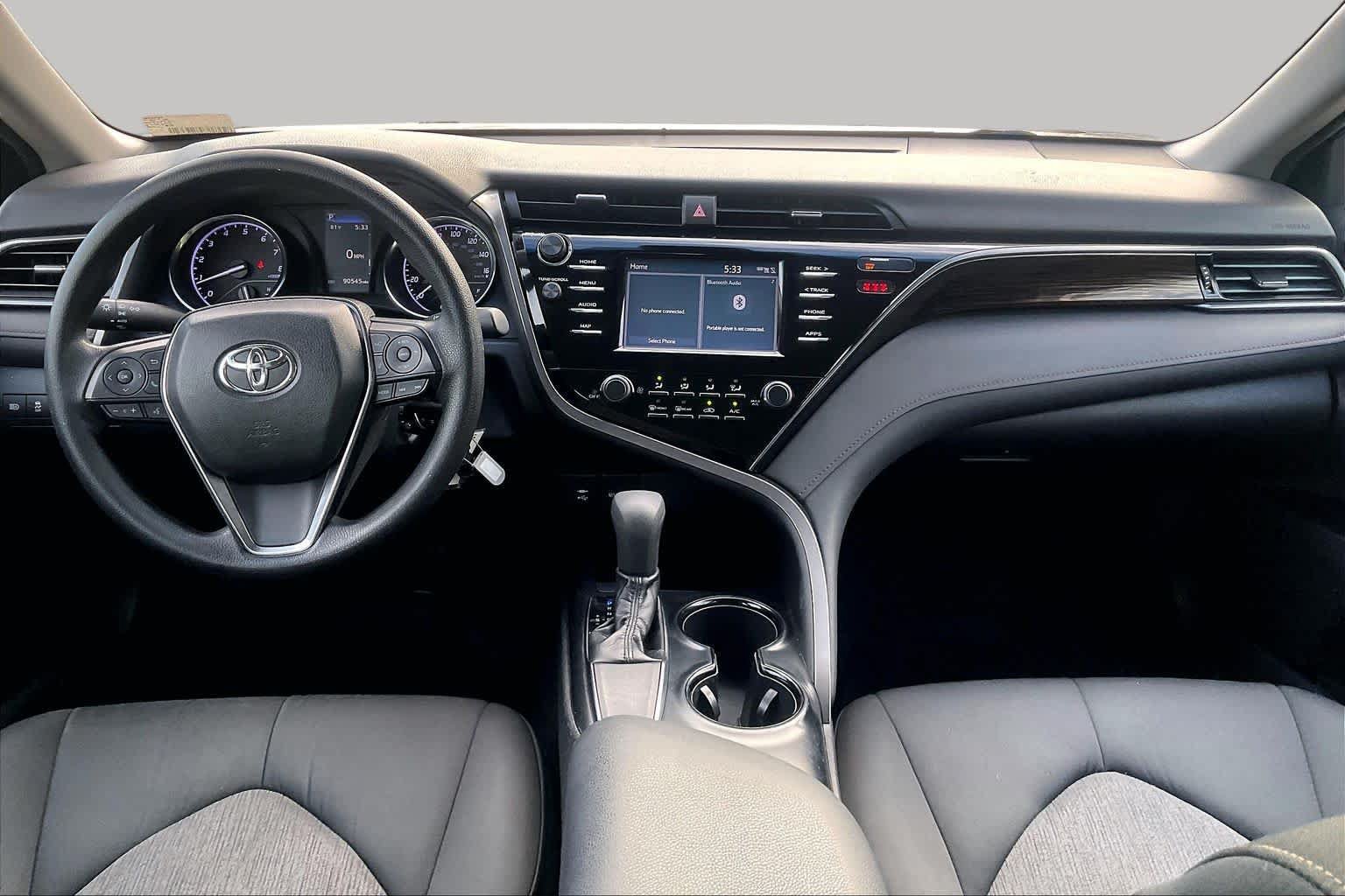Used 2019 Toyota Camry LE FWD image 15