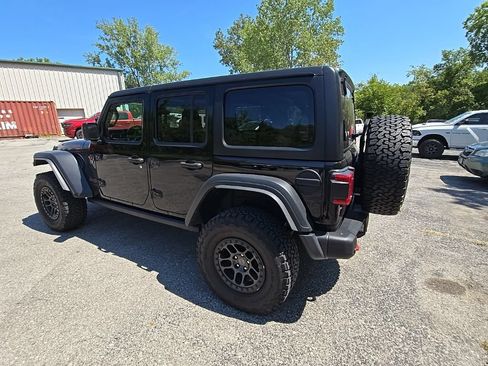 Used 2022 Jeep Wrangler Unlimited Rubicon w/ Xtreme Recon 35" Tire Package AWD/4WD image 4