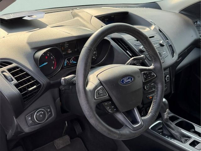 Certified 2018 Ford Escape SE w/ SE Sport Appearance Package AWD/4WD image 19