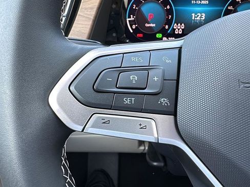 New 2026 Volkswagen Atlas SE image 18