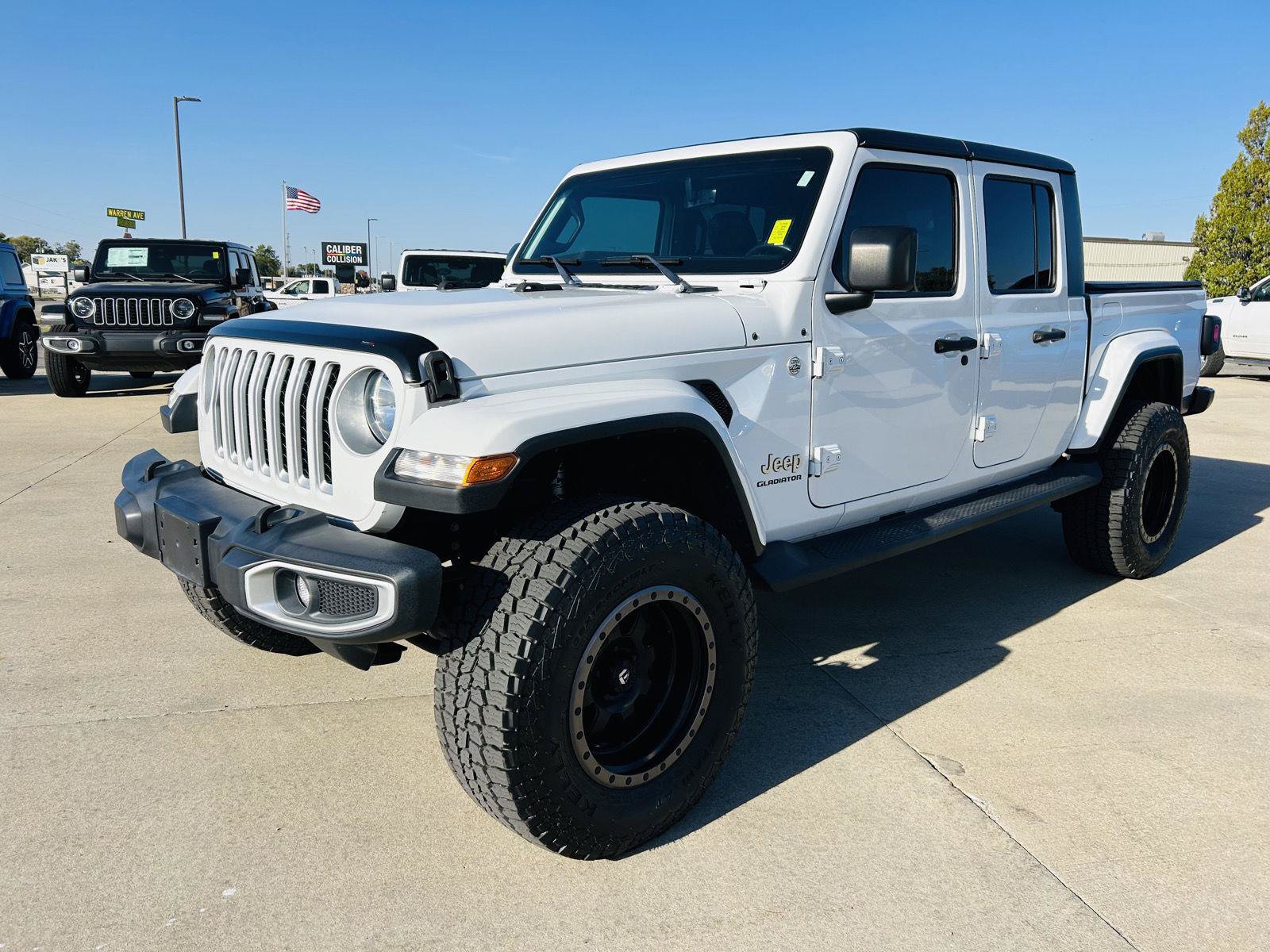 Used 2020 Jeep Gladiator Overland AWD/4WD image 30