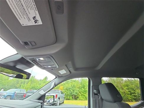 New 2026 GMC Sierra 1500 Elevation image 19