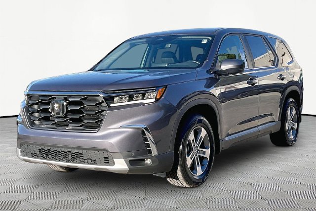 Used 2025 Honda Pilot EX-L image 3