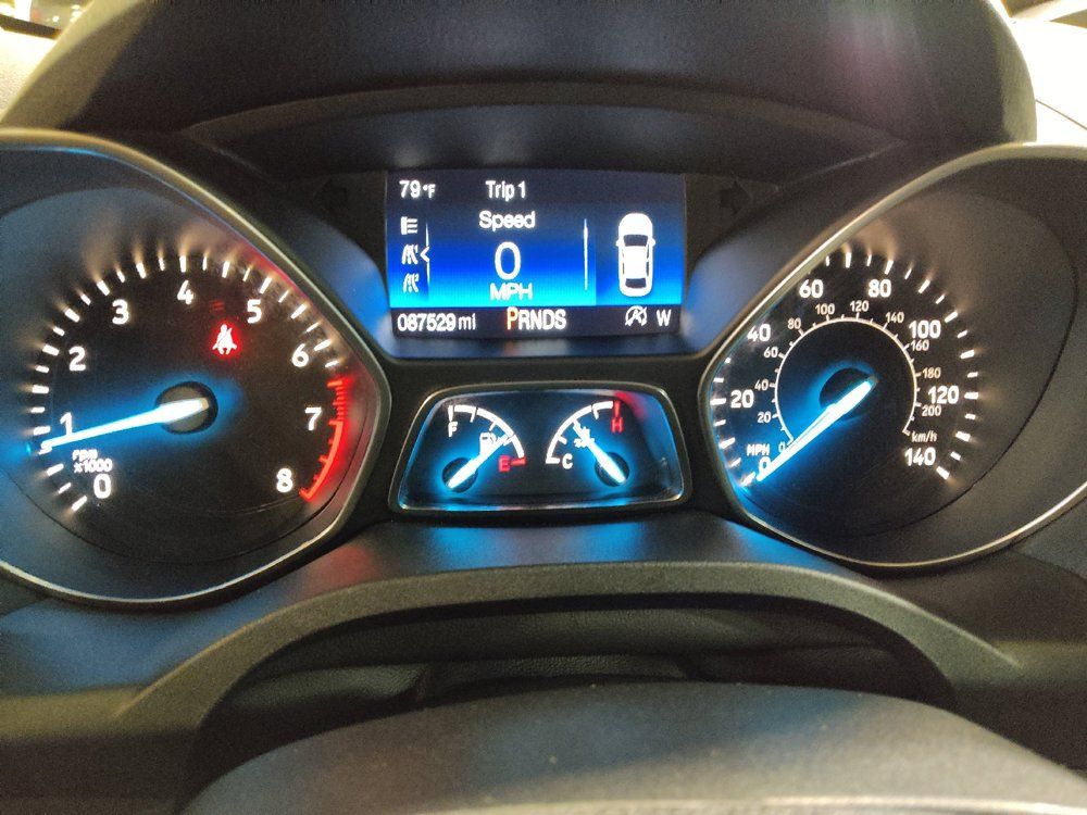 Used 2017 Ford Escape SE FWD image 23