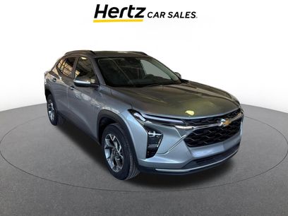 Used 2025 Chevrolet Trax LT