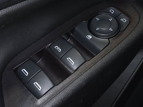 Used 2020 Chevrolet Equinox LT w/ LPO, Floor Liner Package image 27