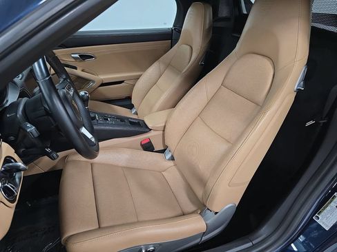Certified 2021 Porsche 718 Boxster RWD image 5