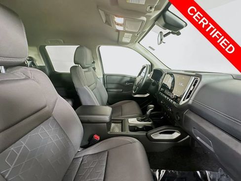 Certified 2025 Nissan Frontier SV RWD image 26