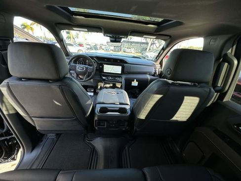New 2026 GMC Sierra 1500 AT4 w/ AT4 Premium Package AWD/4WD image 32