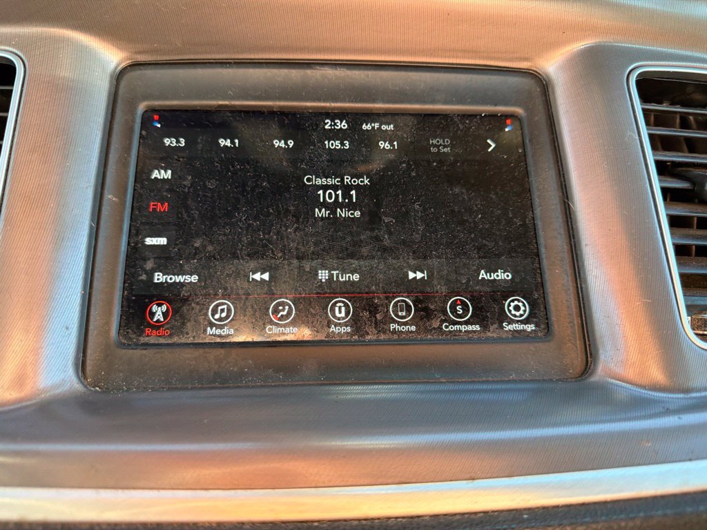 Used 2022 Dodge Charger SXT RWD image 29