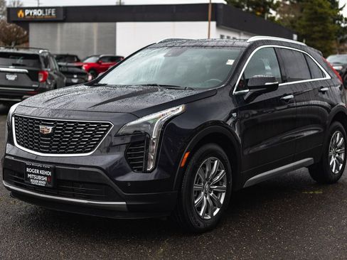 Used 2023 Cadillac XT4 Premium Luxury image 5