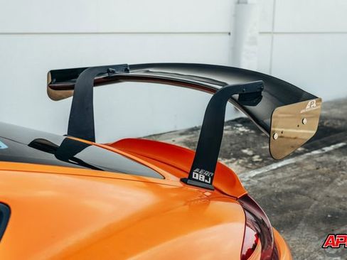 Used 2016 Porsche Cayman GT4 image 32