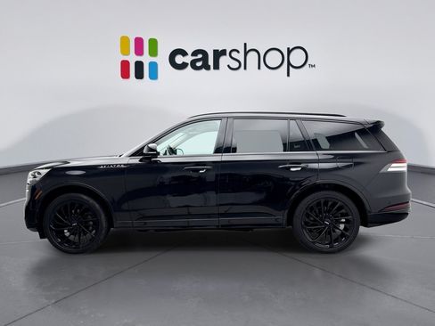 Used 2023 Lincoln Aviator Reserve w/ Equipment Group 201A AWD/4WD image 2