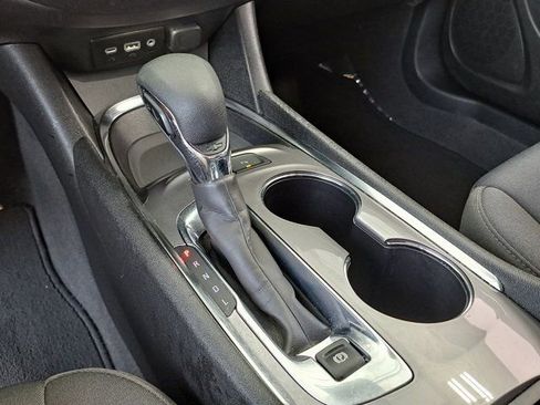 Used 2024 Chevrolet Malibu LT image 19