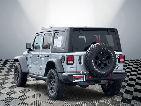 Used 2023 Jeep Wrangler Unlimited image 4