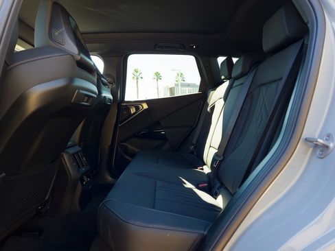 New 2026 BMW X3 xDrive30 w/ Premium Package image 17